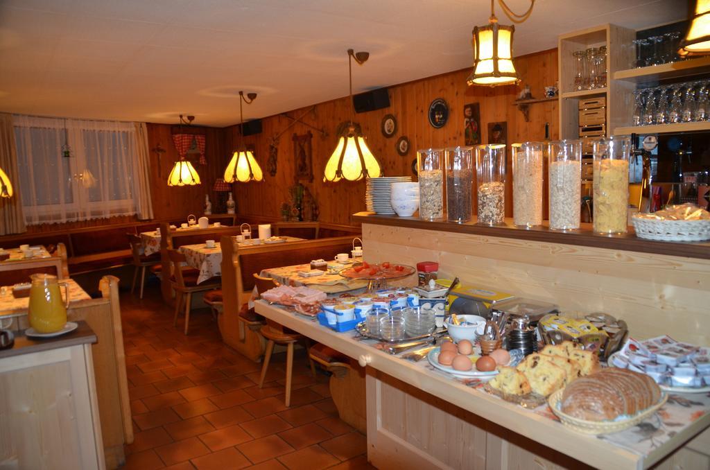 Bed and Breakfast Garni Ossi à Santa Cristina Val Gardena Extérieur photo